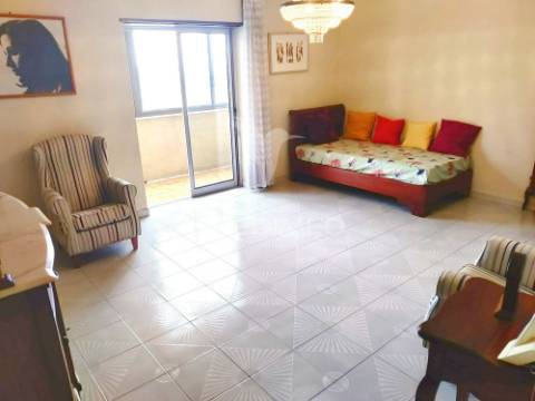 T3 odivelas com estacionamento