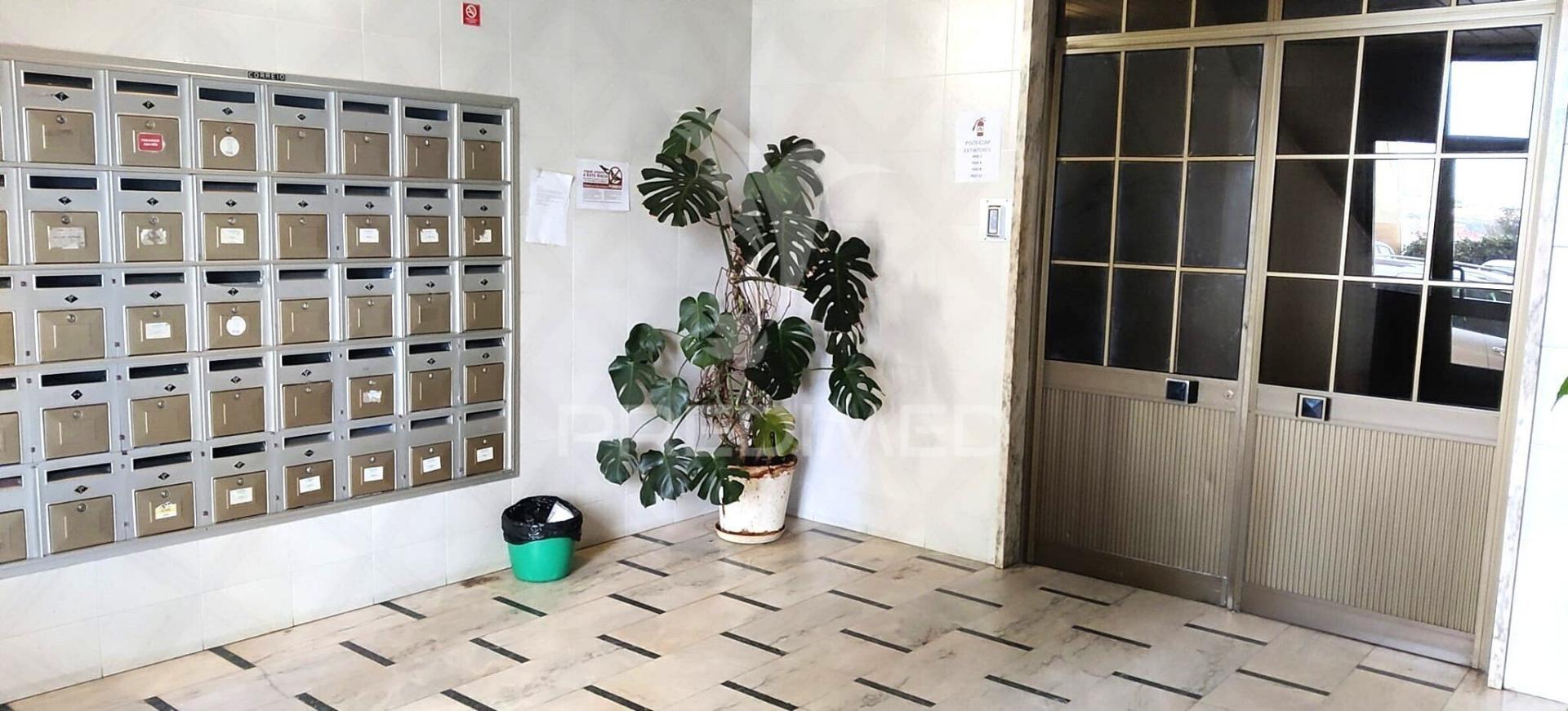 T3 odivelas com estacionamento