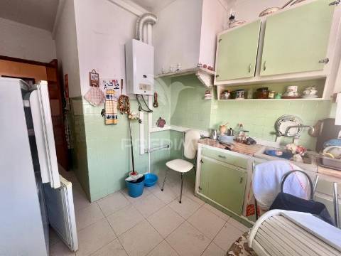 T2 com vista panorâmica – conforto e altitude no alto seixalinho - barreiro