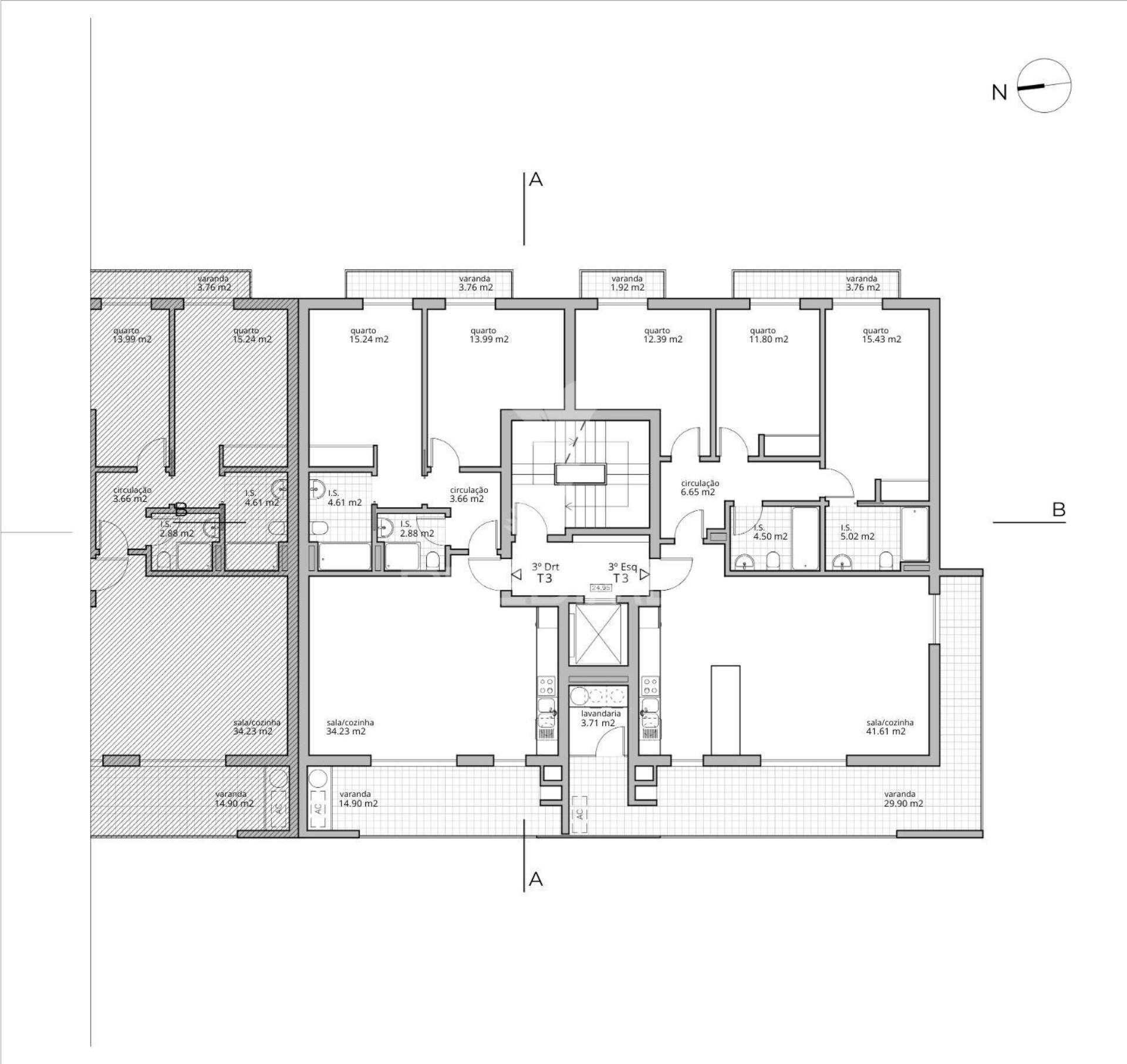 Apartamento t3 com 3 varandas com vista jardim,esteval novo,montijo