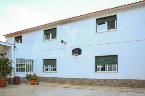 Moradia t6/9 moradia no milharado