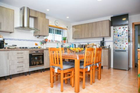 Moradia t6/9 moradia no milharado