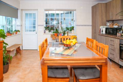 Moradia t6/9 moradia no milharado