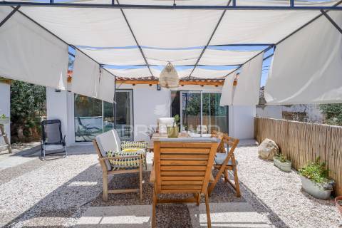 Moradia térrea com quintal e piscina em são pedro da gafanhoeira - arraiolos!