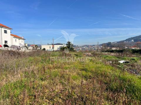 Terreno com projeto aprovado para 18 frações em santa eulália, vizela