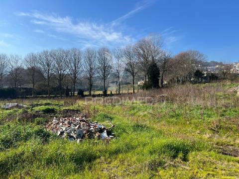 Terreno com projeto aprovado para 18 frações em santa eulália, vizela