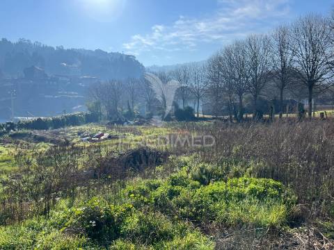 Terreno com projeto aprovado para 18 frações em santa eulália, vizela