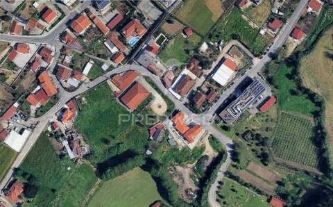 Terreno com projeto aprovado para 18 frações em santa eulália, vizela