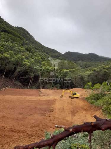 Terreno com 21 500,00 m2 à venda em caniçal