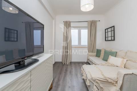 Apartamento renovado sobralinho – entrada março