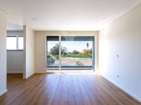 Moradia t4 -condomínio fechado éden entroncamento