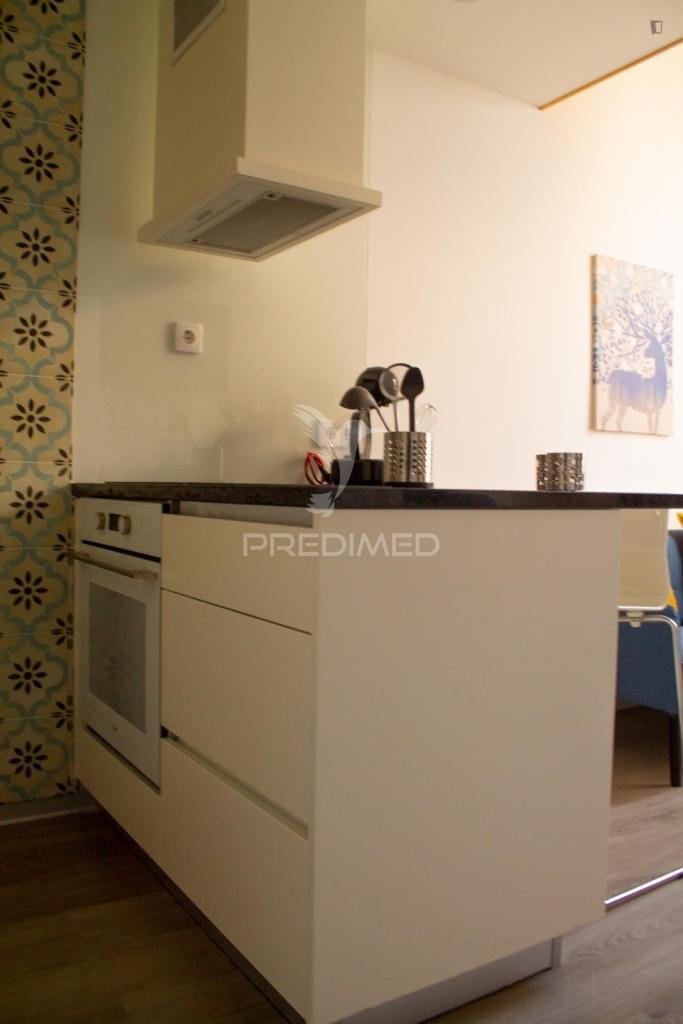 Vende-se moradia t1 duplex mobilada porto