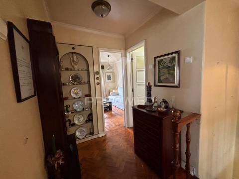 T3 - 1º andar com elevador lisboa