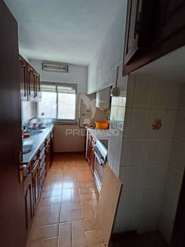Excelente apartamento t4 no primeiro andar em elvas