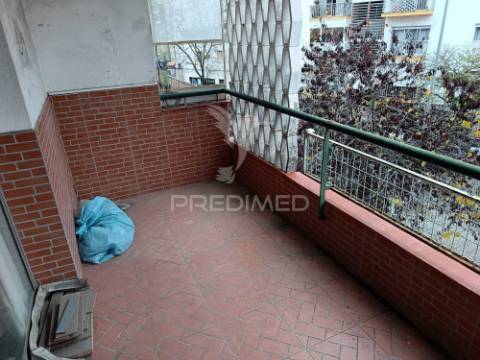 Excelente apartamento t4 no primeiro andar em elvas