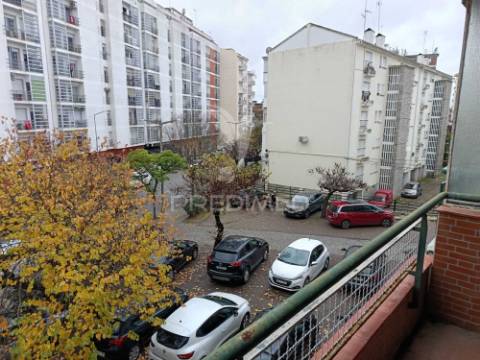 Excelente apartamento t4 no primeiro andar em elvas