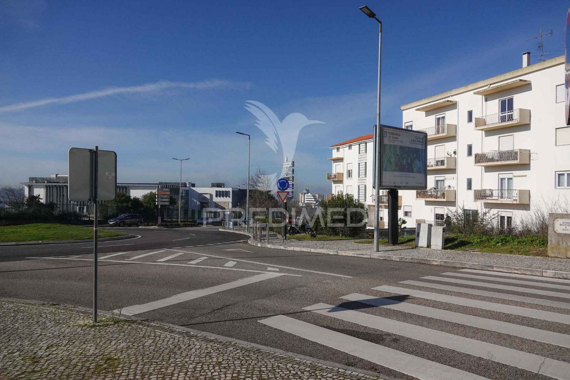 Estacionamento coberto e fechado, abrantes.