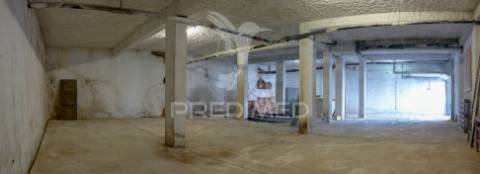 Estacionamento coberto e fechado, abrantes.