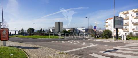 Estacionamento coberto e fechado, abrantes.