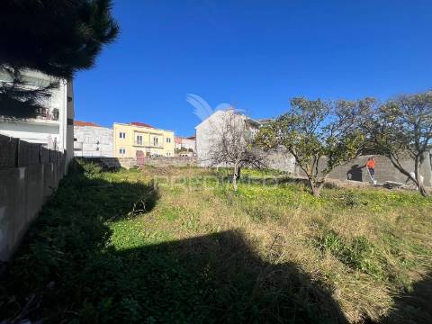 Lote para prédio com nove apartamentos, campanhã porto
