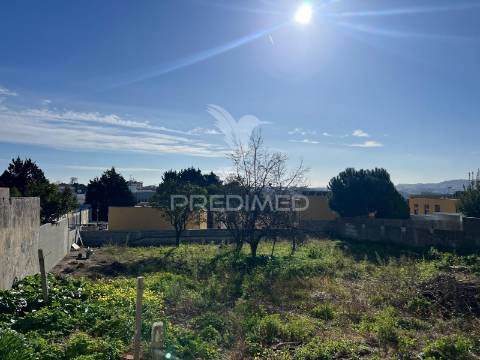 Lote para prédio com nove apartamentos, campanhã porto