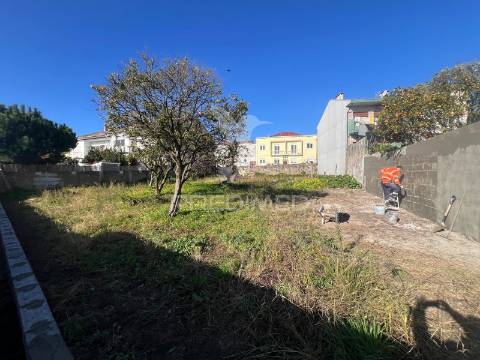 Lote para prédio com nove apartamentos, campanhã porto