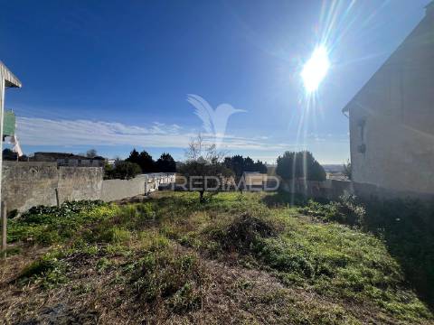 Lote para prédio com nove apartamentos, campanhã porto