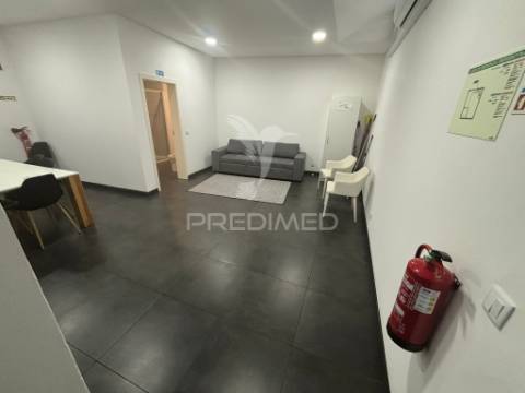 Arrenda-se espaço comercial no bailão – são pedro