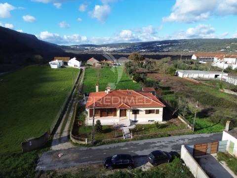 Moradia t5 em minde – espaço, conforto e qualidade de vida