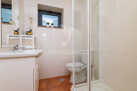 Moradia t4 independente em pedralva