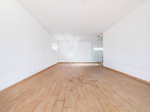 Moradia t4 independente em pedralva