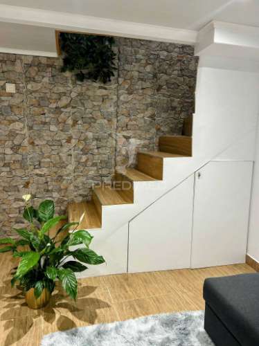 Moradia recuperada, equipada e mobilada na zona vinhateira do douro