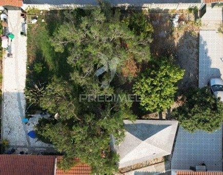 Terreno murado - fernão ferro