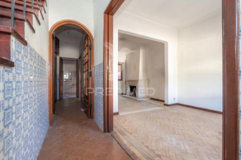 Moradia t5 venda bairro norton matos coimbra