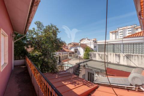 Moradia t5 venda bairro norton matos coimbra