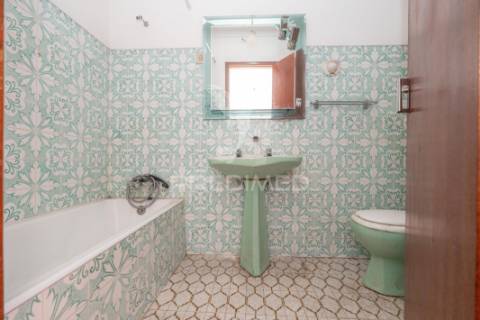 Moradia t5 venda bairro norton matos coimbra