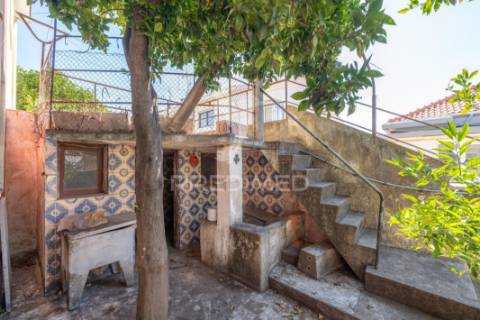 Moradia t5 venda bairro norton matos coimbra