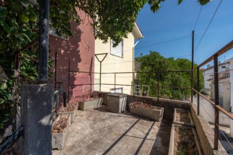 Moradia t5 venda bairro norton matos coimbra