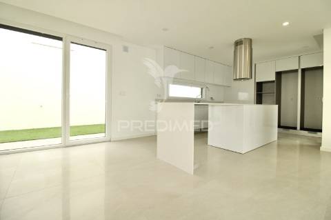 Moradia t4, vale cavala