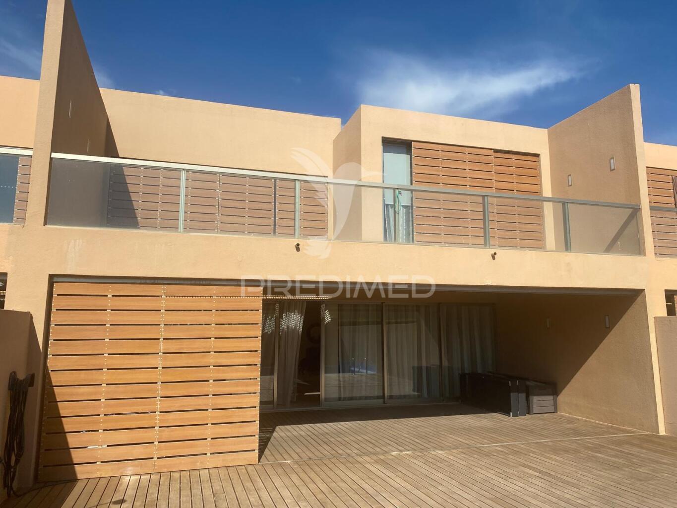 Moradia t3 em herdade dos salgados - guia, albufeira