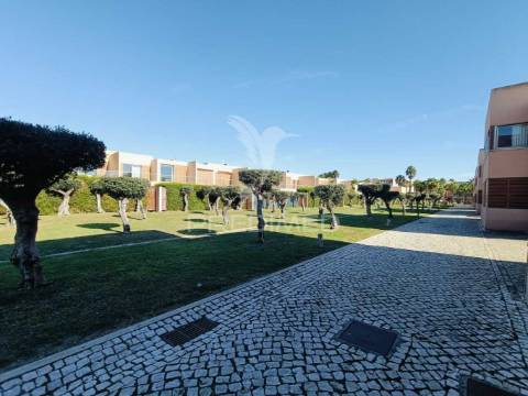 Moradia t3 em herdade dos salgados - guia, albufeira