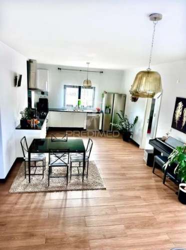 Moradia t4 em samora correia