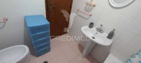 Apartamento t1 qtª tendeirinha cavadas - seixal