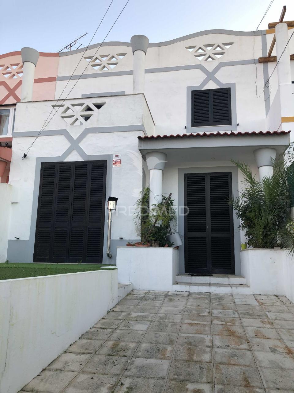 Fantastica moradia t3  em zona calma e central