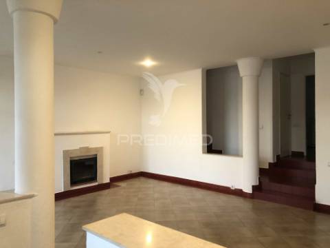 Fantastica moradia t3  em zona calma e central