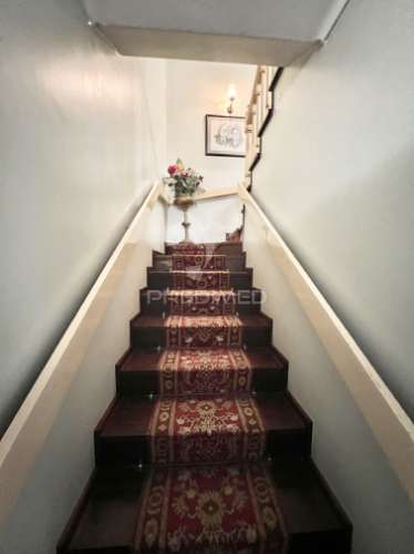 Moradia 4 frentes | garagem | arrumos | jardim