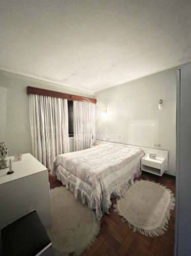 Moradia 4 frentes | garagem | arrumos | jardim