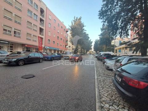 Loja para arrendamento, urbanização da anta – agualva-cacém