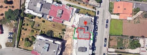 T2 recuado com lugar de garagem totalmente renovado vila nova de gaia