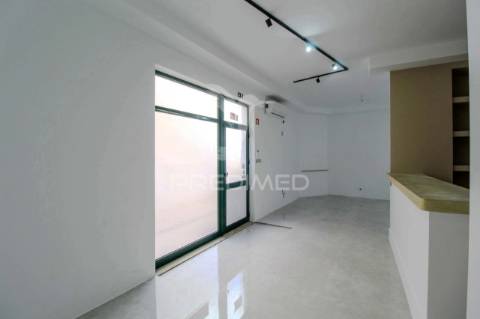 Loja na baixa da cidade de olhão